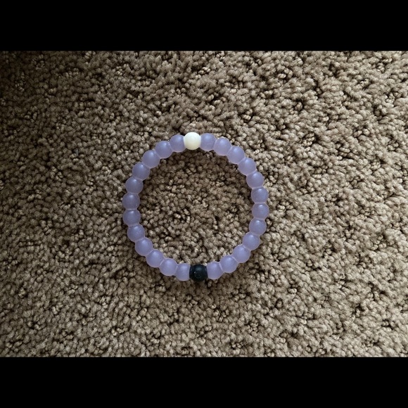 4 lokai bracelets: unisex - Picture 5 of 5